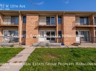 752 W 10th Ave, Oshkosh, WI 54902