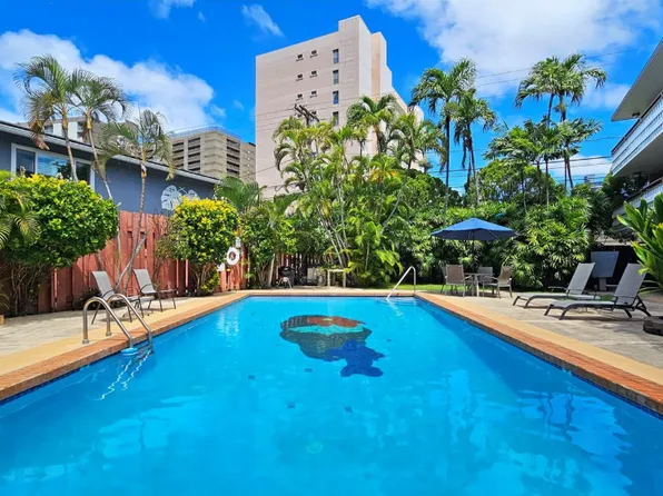 1427 Alexander St APT 307, Honolulu, HI 96822