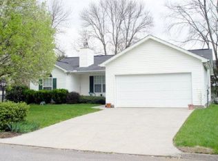 6966 Yellow Oak Ln, Knoxville, TN 37931