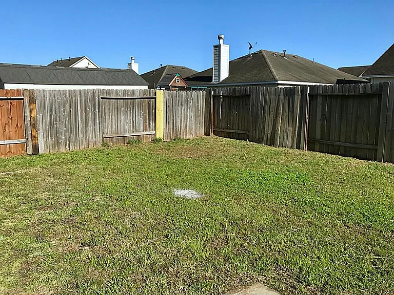 30318 Emerson Creek Dr — Photo 29