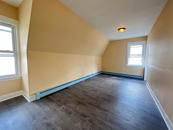 2nd image of 32-34 Fabyan Pl #3