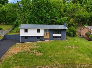 830 Foothills Rd, Kingsport, TN 37663