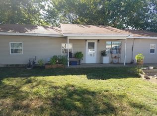 304 S Main St, Muldrow, OK 74948