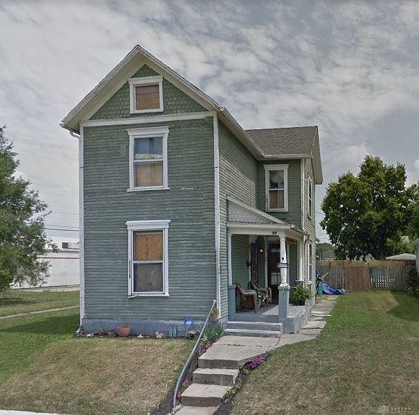 1st image of 122 N Harbine Ave