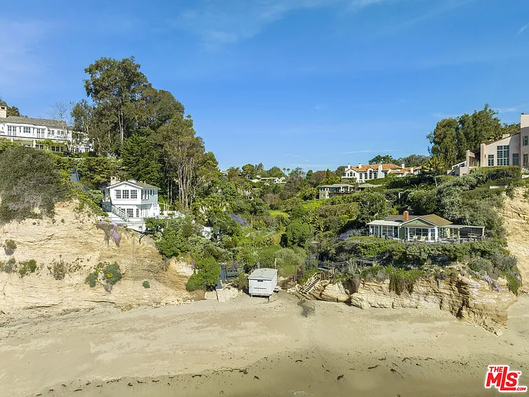 6671 Dume Dr — Photo 5