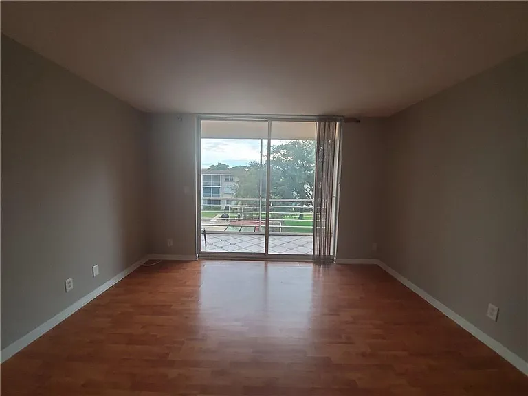 4500 N Federal Hwy #356G — Photo 5