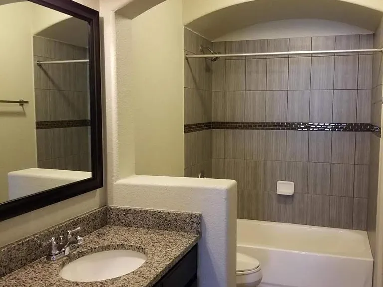 14929 Tim Hardaway Dr — Photo 10
