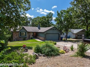 46 Kensington Dr, Bella Vista, AR 72715
