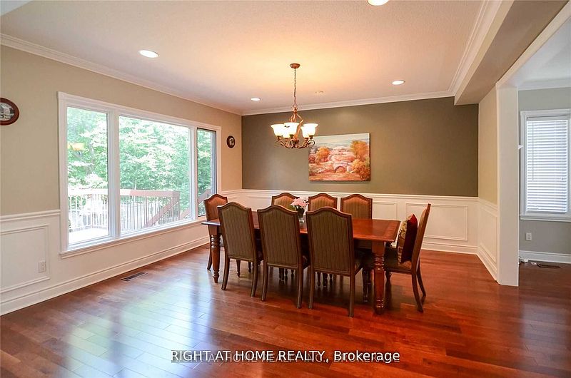 Toronto House for rent - 4 Bedrooms — photo 4