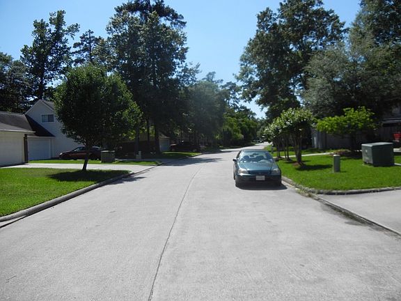 5th image of 18435 Hollow Oaks Cir