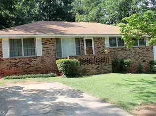 950 Conley Rd, Forest Park, GA 30297