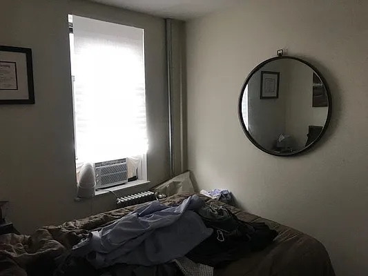 Rented by Salon Realty Corp | media 8