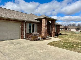 1621 S Patriot Dr, Yorktown, IN 47396