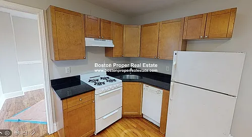 220 Hanover St #25 Photo 1