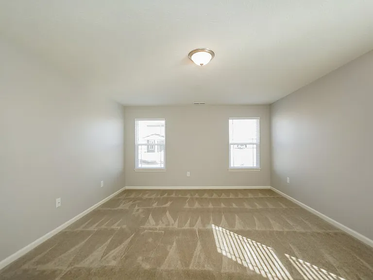 1503 Lexington Trl — Photo 9