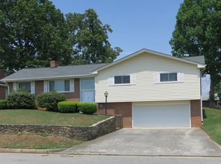 3410 Crittendon Ave NW, Roanoke, VA 24012