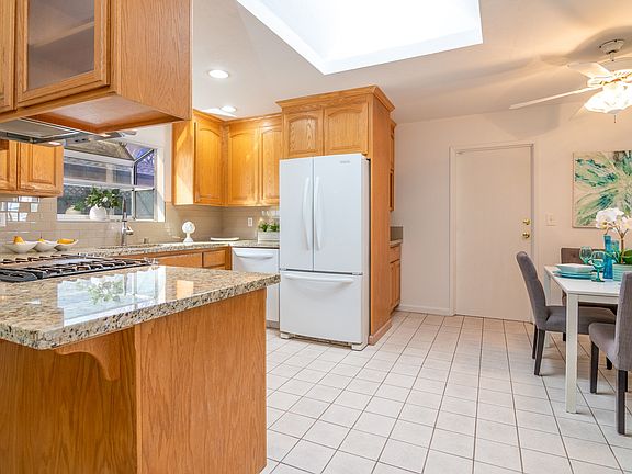 4th image of 6285 Lillian Way