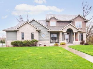 6407 Langer Cir, Lino Lakes, MN 55038