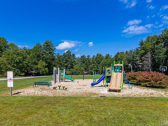 5th image of 54 Black Oak Drive