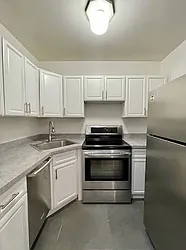 Rented by Mossanen Group