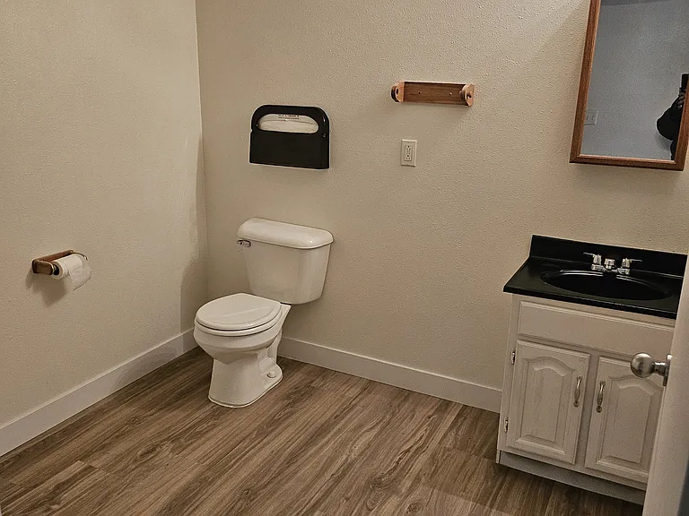 460 Lincoln St #C-1 — Photo 12