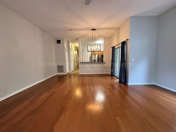 5th image of 1625 Park Lake St