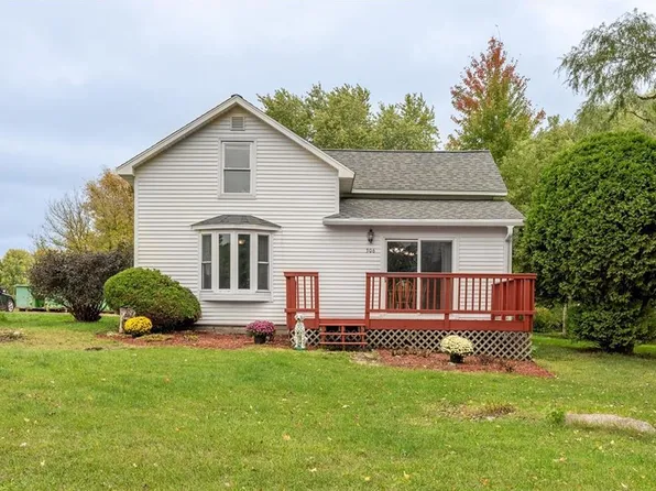 306 East Ingersoll Street, Boyd, WI 54726
