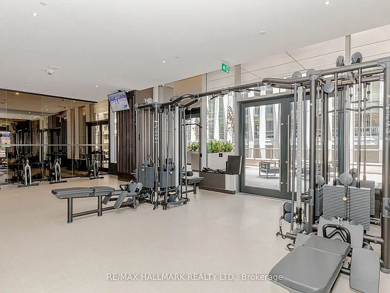 11 Yorkville Ave #3310 — Photo 17