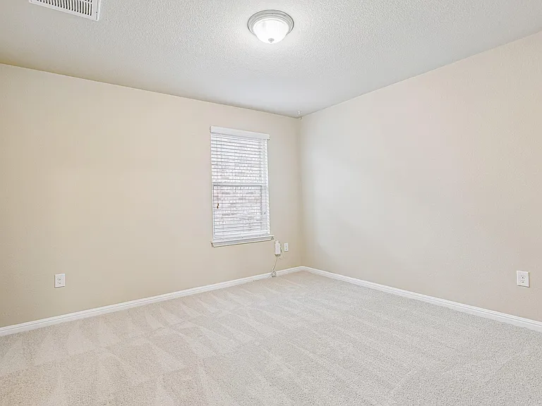 10604 Menominee Falls Ln — Photo 27