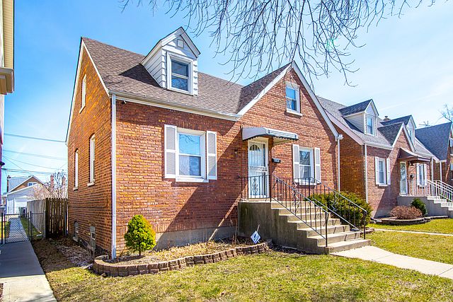 1st image of 5141 S Leamington Ave