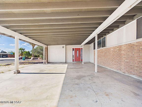 4th image of 3318 W Orange Grove Rd
