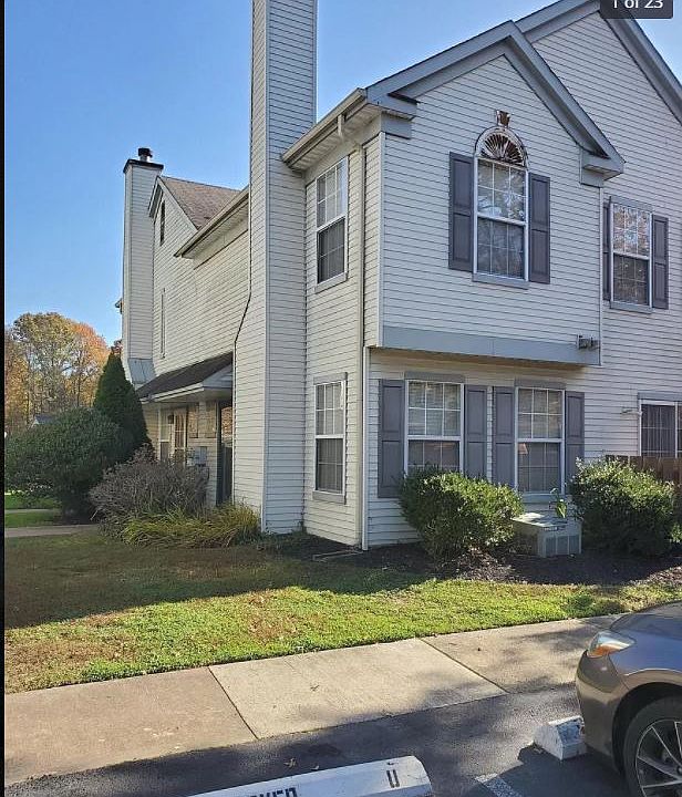 1st image of 412 Stonebridge Blvd #412