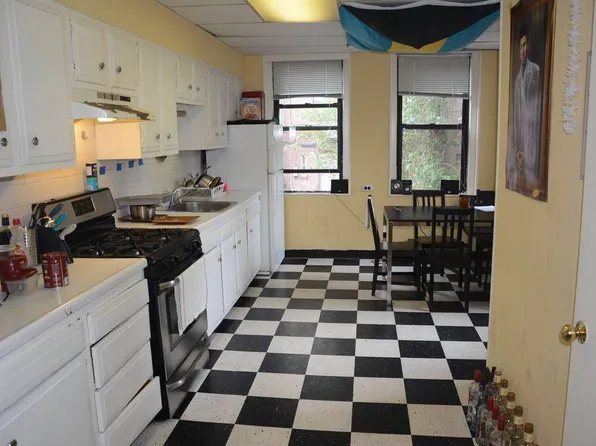 (undisclosed Address), Boston, MA 02115