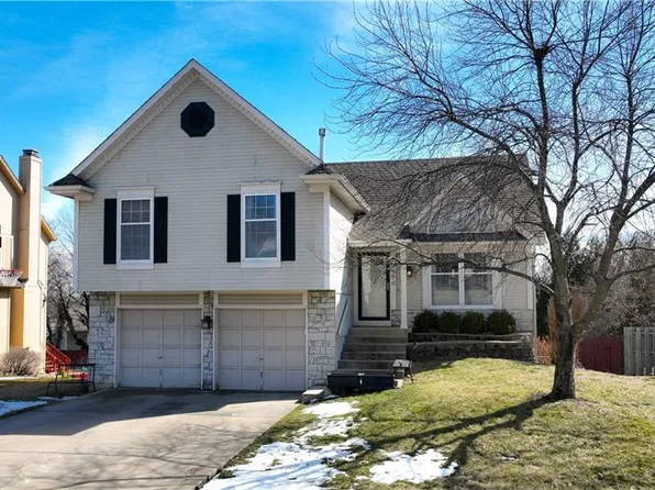 16490 W 132nd Ct, Olathe, KS 66062