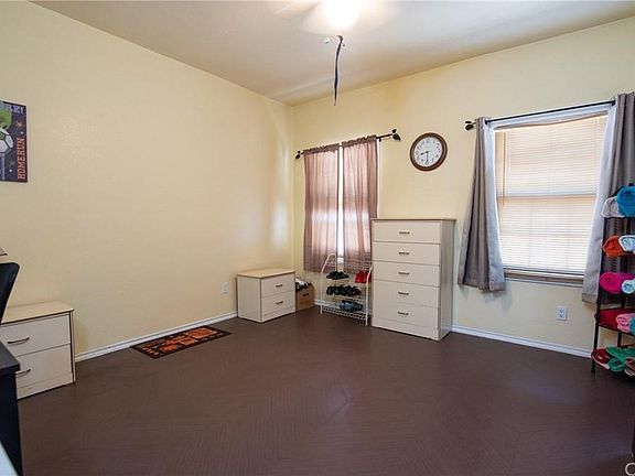 5th image of 12145 161st St