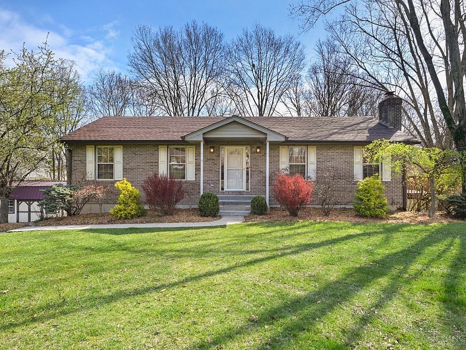 1st image of 23534 Mapleridge Dr