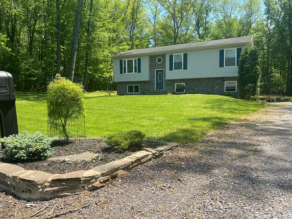 236 7th St, Weatherly, PA 18255