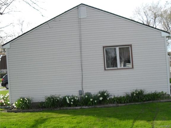 4th image of 169 Highland Ave