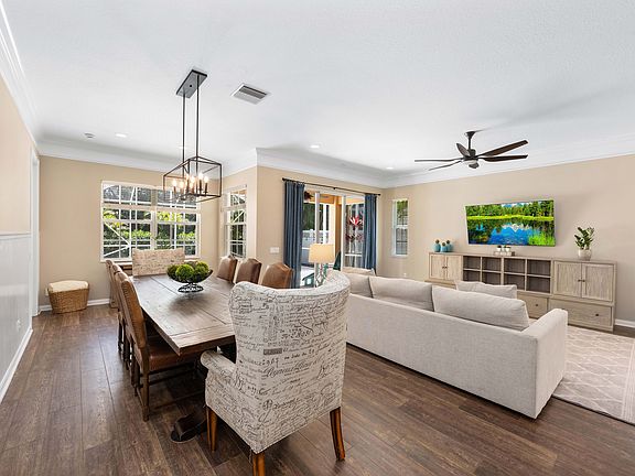 4th image of 242 Marlberry Cir