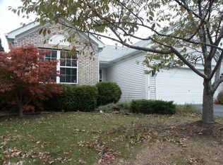 530 Candleglow Rd, Blacklick, OH 43004