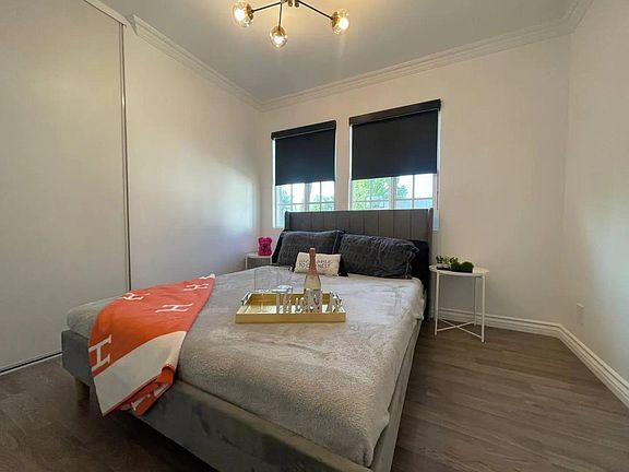 3rd image of 7814 McLaren Ave