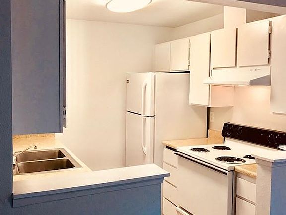 3rd image of 34132 1st Pl S APT A