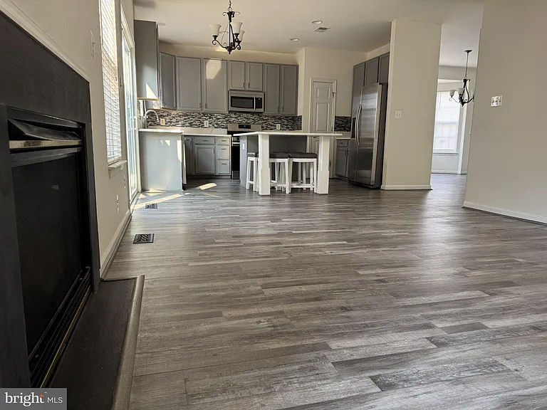 336 Baish Dr SE — Photo 8