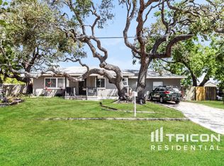10719 Cherokee Dr, Saint Petersburg, FL 33708