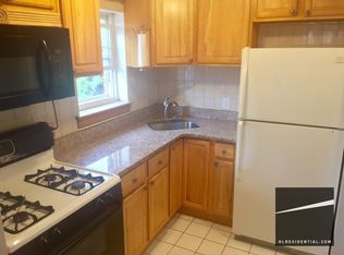 1414 27th Ave #3R, Astoria, NY 11102