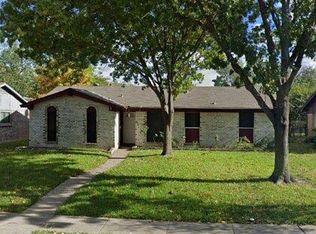 746 Malibu Dr, Garland, TX 75043