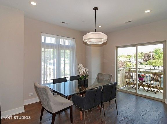 4th image of 15608 Park Station Blvd