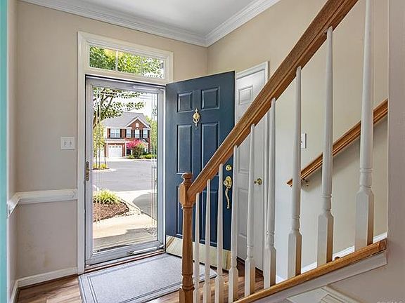 4th image of 6003 Chapel Lawn Ct