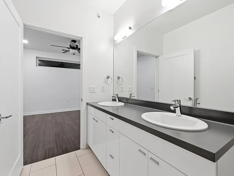 4361 S Congress Ave #526 — Photo 16