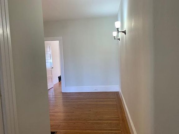 3rd image of 150 Ney St